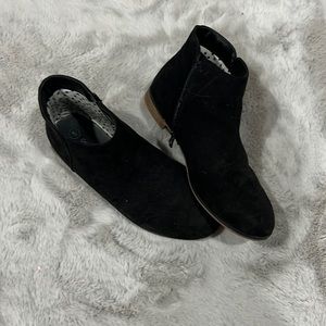 🎉3/$10 Girls Suede Boots